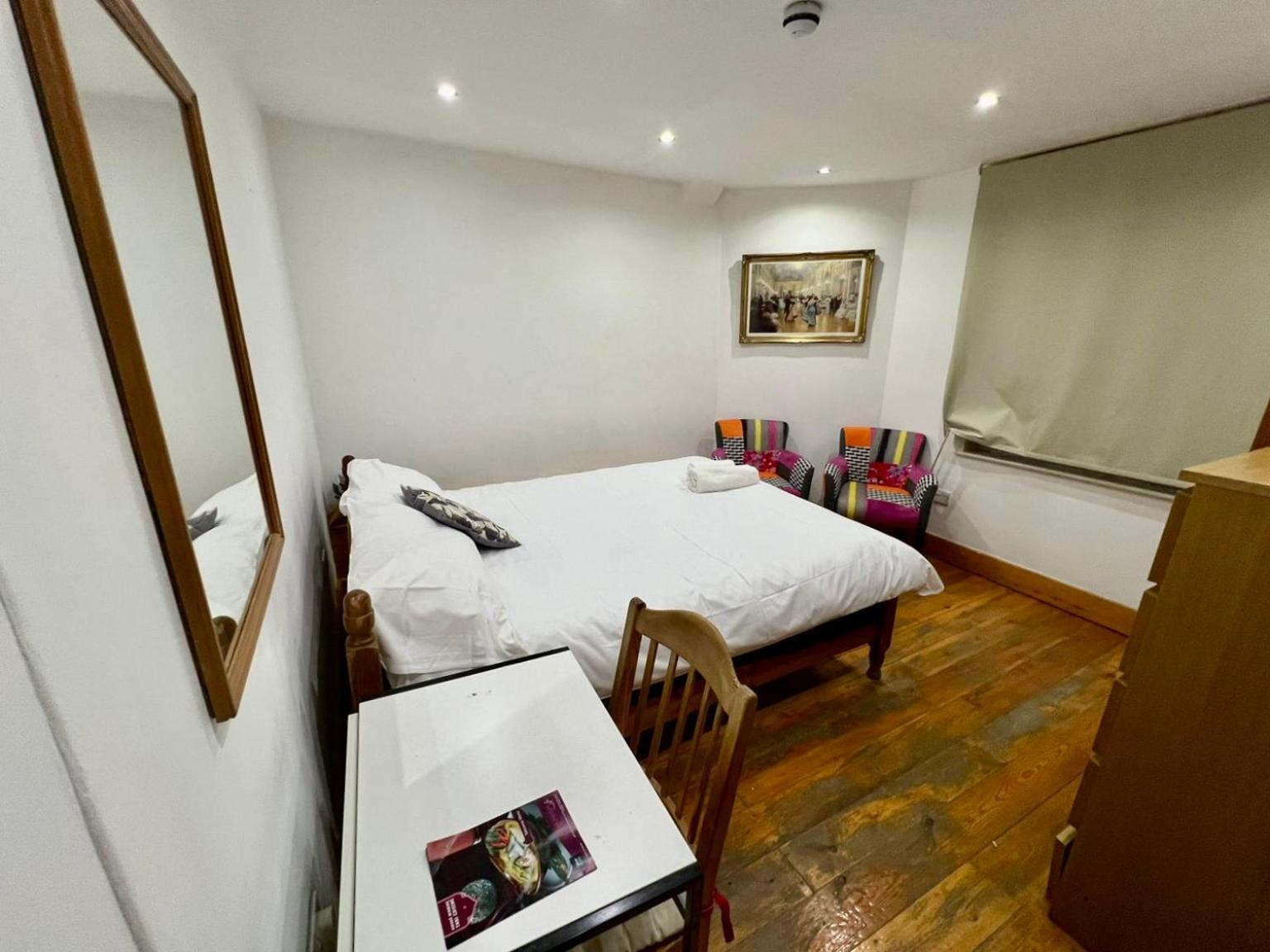 Stay In Bloomsbury London Room photo